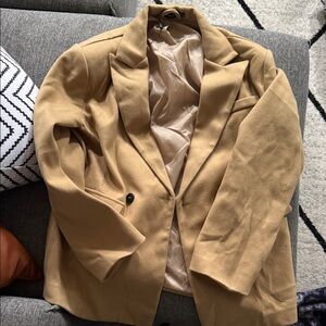 PrettyLittleThing Camel Blazer